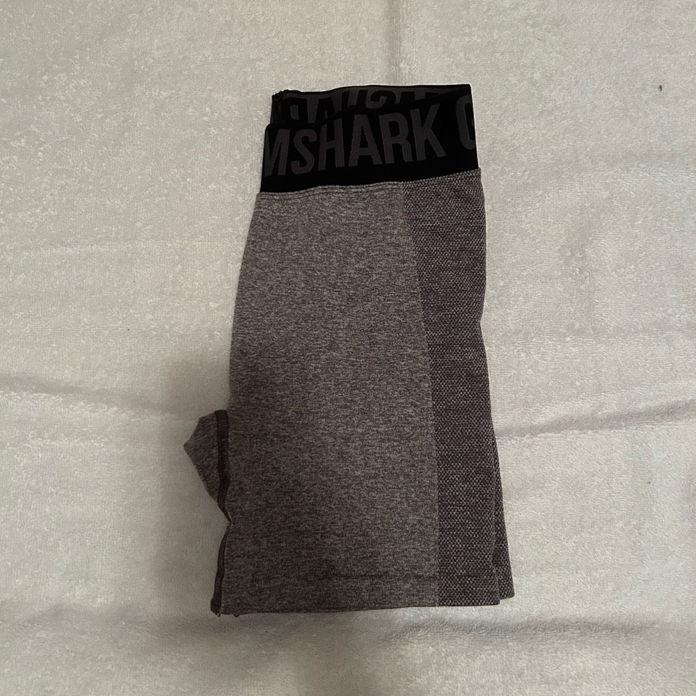-SOLD- Gymshark Flex Shorts
